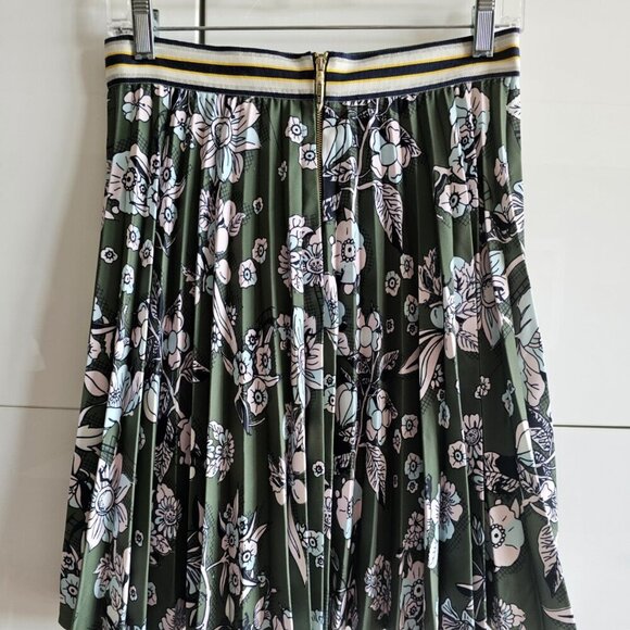 BNWOT Ted Baker London Zaikai Pleated Skirt - Picture 2 of 13